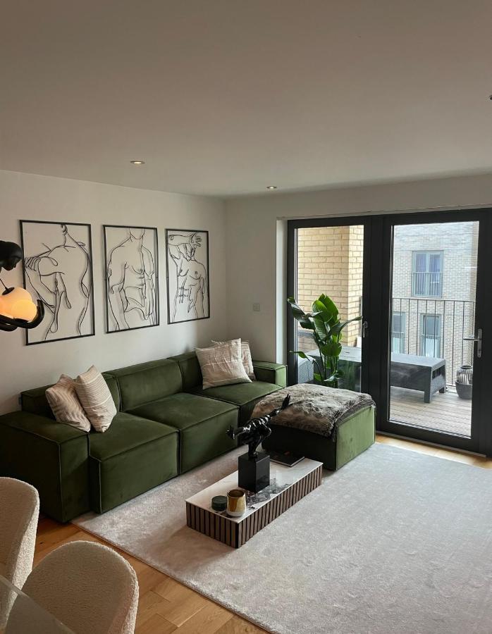 Cosy Bedroom In Luxury Apartment Λονδίνο Εξωτερικό φωτογραφία