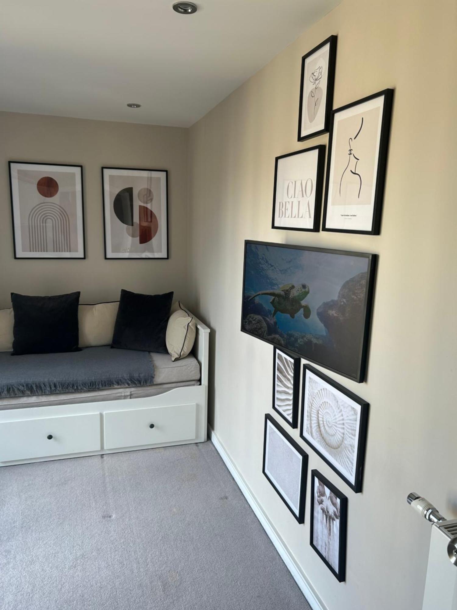 Cosy Bedroom In Luxury Apartment Λονδίνο Εξωτερικό φωτογραφία
